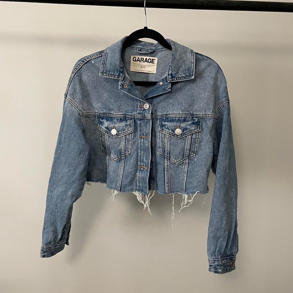 Cropped distressed denim jacket